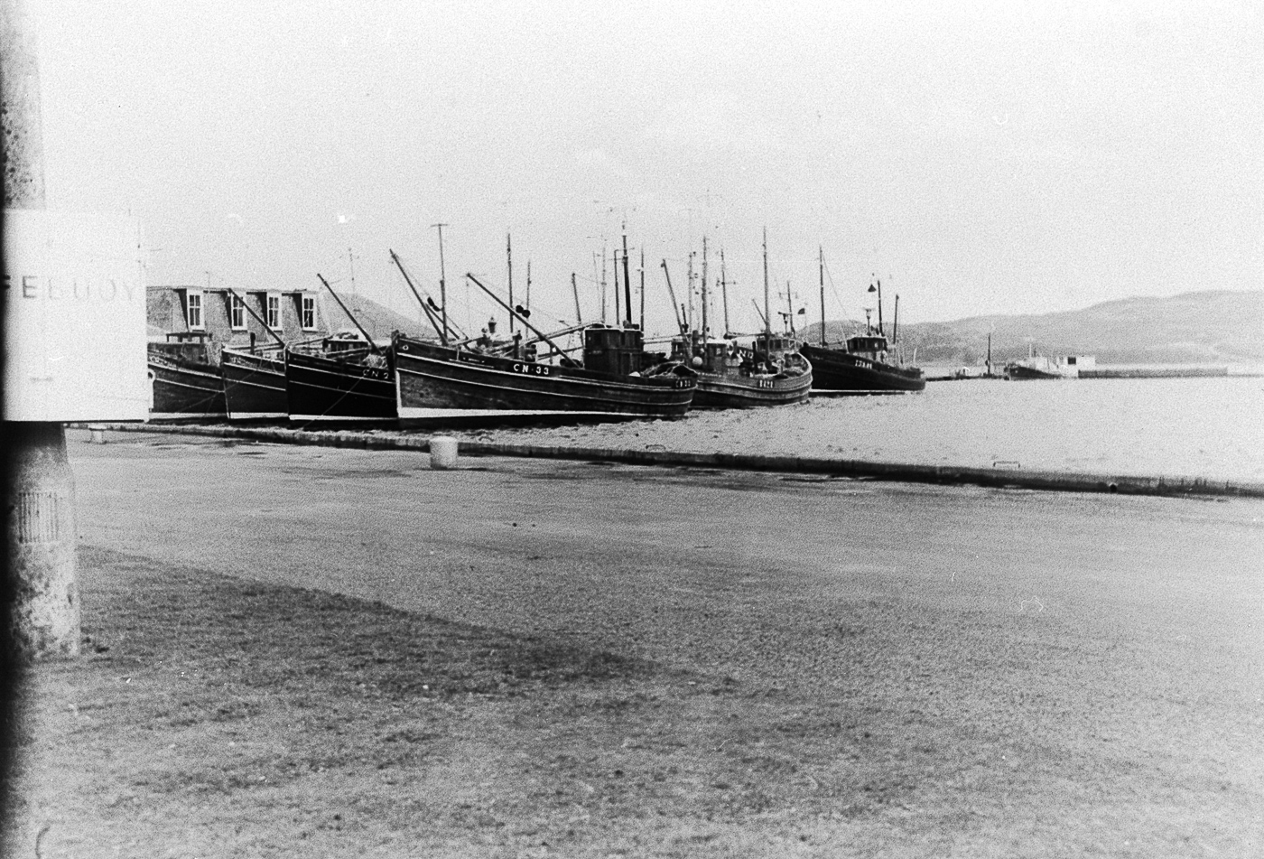 Ringnetters, Campbeltown. One of the boats pictured is 'Moira', CN33, built by Walter Reekies of St Monans. She later became 'Janese Watt', LK439, WK439 then 'Flame Lily', UL173.