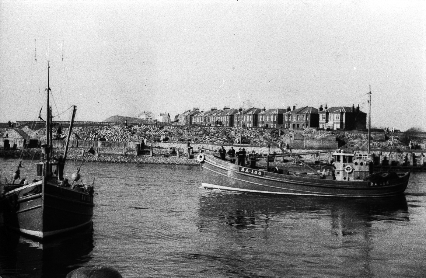 Aliped VIII BA155 leaving harbour, Girvan, 1964
