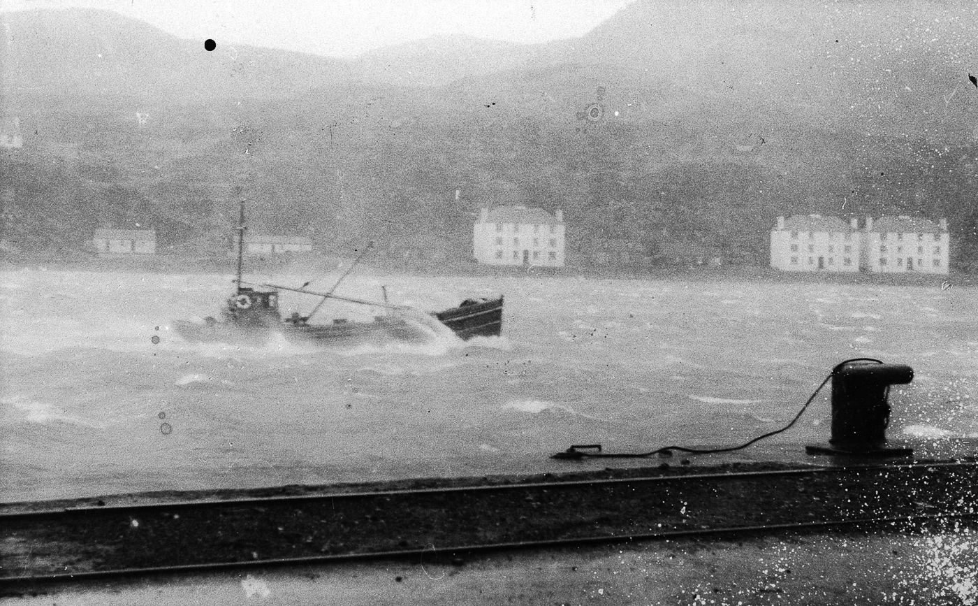 Ringnetter entering harbour, Mallaig
