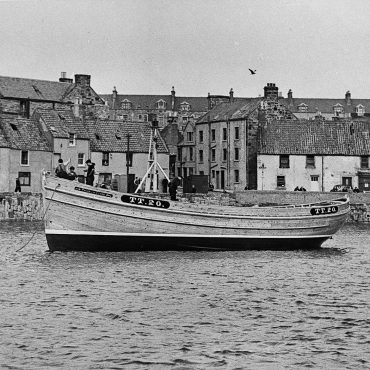 Ringnetter 'Pride of the Clyde', TT20, in harbour, St Monans, 1949.