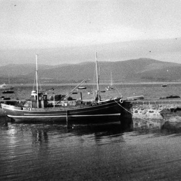 'Maid of the Mist', RO56, at pier, Port Bannatyne.