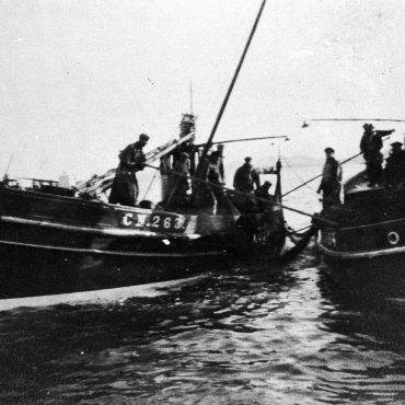 Brailing herring onboard King Fisher CN263
