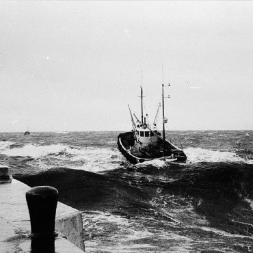 Erica II BA26, entering harbour, Girvan
