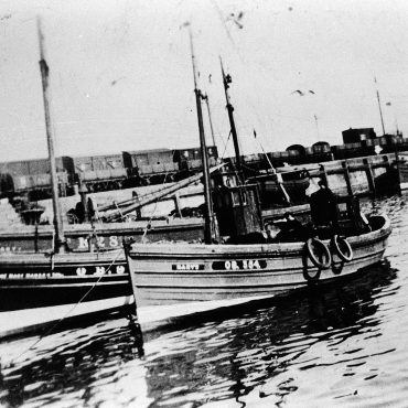 Marys OB345 and Mary Manson OB9, in harbour, Mallaig