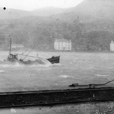 Ringnetter entering harbour, Mallaig